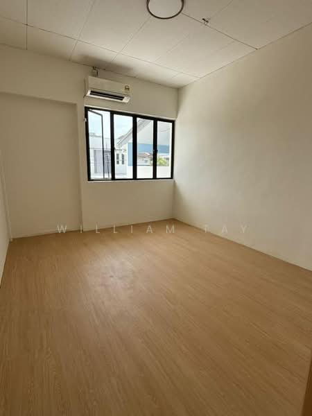 Semi-Detached House for Sale in Taman Majidee (Johor Bahru) - William Tay - Interior - PropertyGuru.com.my