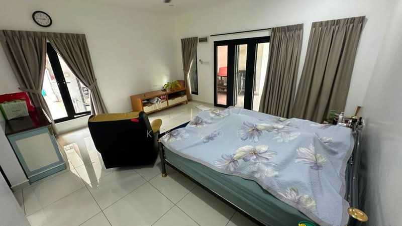 IOI Palm Villa Residence @ Kulai / Bandar Putra / Senai untuk Untuk Disewa - RM 6,800 /bulan, Apr 2026 - Bedroom - PropertyGuru.com.my