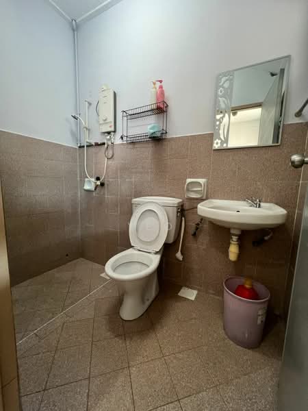 1-storey Terraced House for Rent in Taman Nusa Bestari (Iskandar Puteri (Nusajaya)) - Yeo - Bathroom - PropertyGuru.com.my