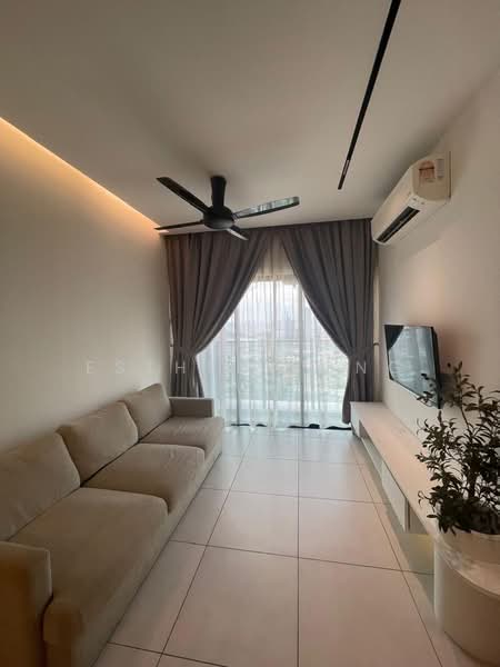 Service Residence for Rent at Majestic Maxim - Esther Yong - Living Room - PropertyGuru.com.my