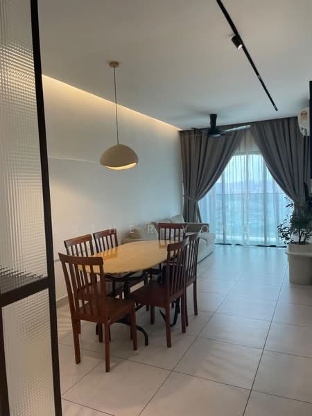 Service Residence for Rent at Majestic Maxim - Esther Yong - Living Room - PropertyGuru.com.my