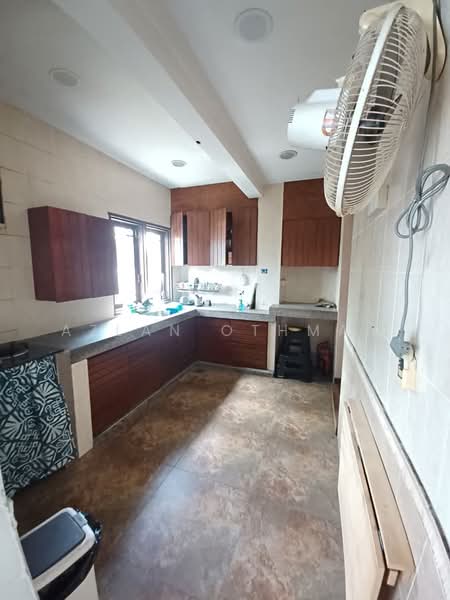 Seksyen 11 untuk Untuk Dijual - RM 2,750,000, Feb 2026 - Kitchen - PropertyGuru.com.my