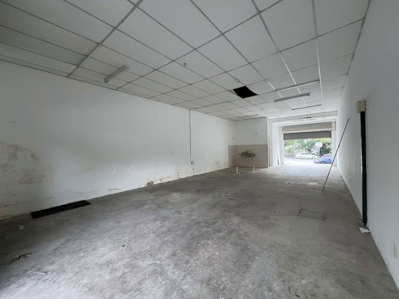 Shop for Rent in Ara Damansara (Petaling Jaya) - Joseph Lim - Interior - PropertyGuru.com.my