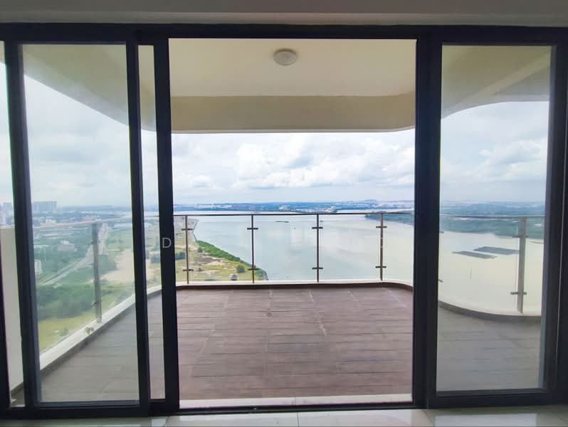 Kings Bay @ Country Garden Danga Bay untuk Untuk Dijual - RM 1,300,000, Feb 2026 - Balcony - PropertyGuru.com.my