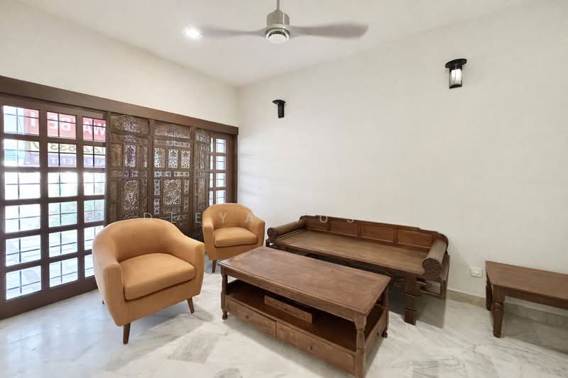 2.5-storey Terraced House for Sale in Bukit Antarabangsa (Ulu Kelang) - Deeya Yusof - Living Room - PropertyGuru.com.my