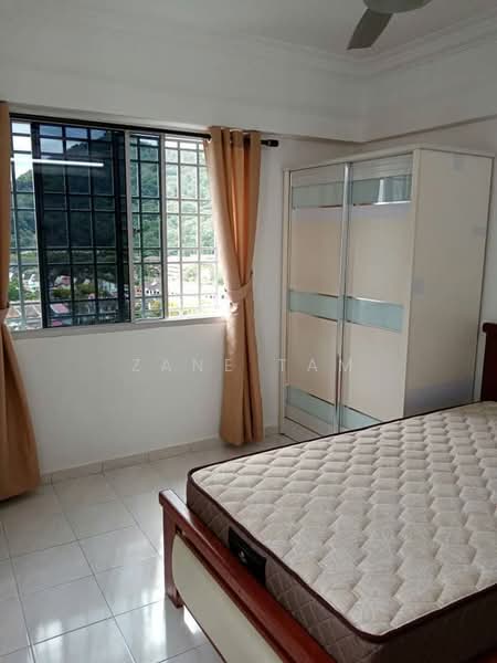 Taman Pekaka Block 31 untuk Untuk Disewa - RM 1,600 /bulan, Feb 2026 - Bedroom - PropertyGuru.com.my