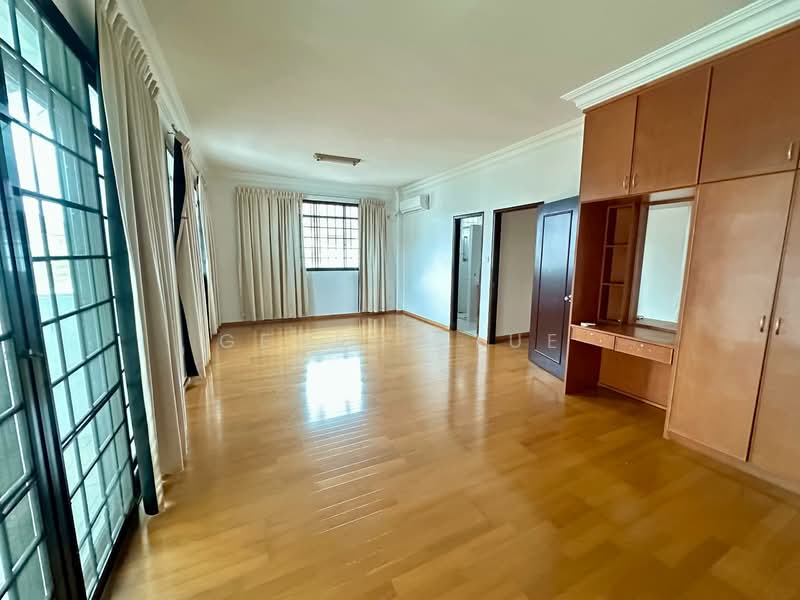 Taman Bayshore untuk Untuk Dijual - RM 750,000, Mac 2026 - Living Room - PropertyGuru.com.my
