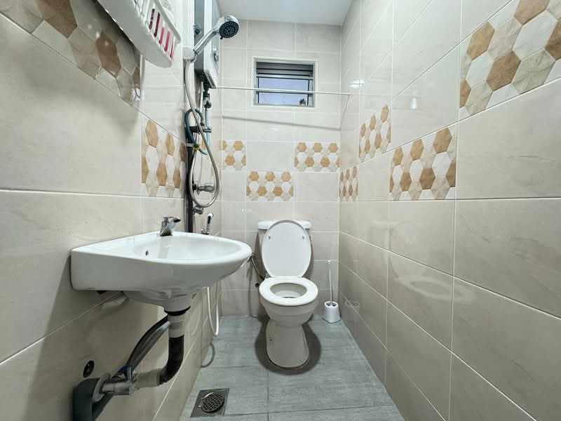 2-storey Terraced House for Sale in Kajang (Selangor) - Hawa Ibrahim - Bathroom - PropertyGuru.com.my