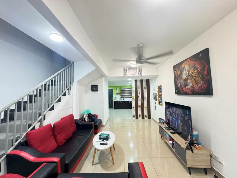 2-storey Terraced House for Sale in Kajang (Selangor) - Hawa Ibrahim - Living Room - PropertyGuru.com.my