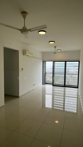 Seasons Garden Residences untuk Untuk Dijual - RM 380,000, Feb 2026 - Living Room - PropertyGuru.com.my