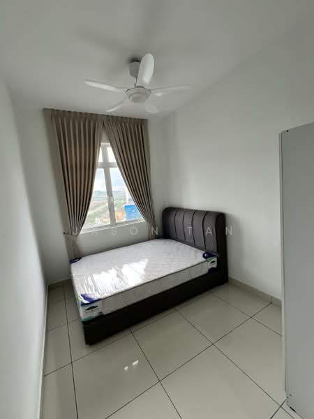 Condominium for Rent at Paraiso Residence @ The Earth - Jason Tan - Bedroom - PropertyGuru.com.my