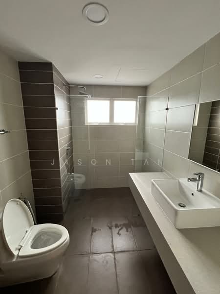 Condominium for Rent at Paraiso Residence @ The Earth - Jason Tan - Bathroom - PropertyGuru.com.my