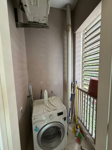 Service Residence for Rent at Dorsett Residences Sri Hartamas - Kew . - Balcony - PropertyGuru.com.my