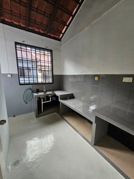 Impian Emas Skudai untuk Untuk Dijual - RM 680,000, Feb 2026 - Kitchen - PropertyGuru.com.my