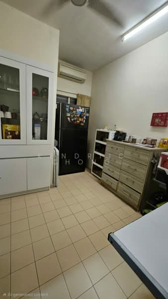 Terraced House for Sale in Bandar Botanic (Klang) - Kendriic Chong - Kitchen - PropertyGuru.com.my