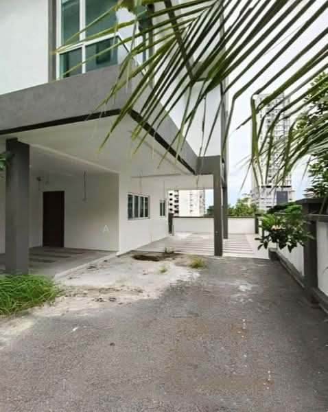 Bungalow for Sale in Bukit Dumbar (Jelutong) - Allen . - Exterior - PropertyGuru.com.my