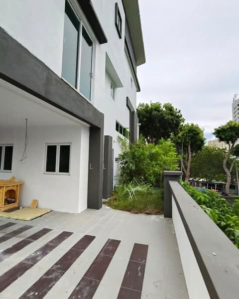 Bungalow for Sale in Bukit Dumbar (Jelutong) - Allen . - Exterior - PropertyGuru.com.my