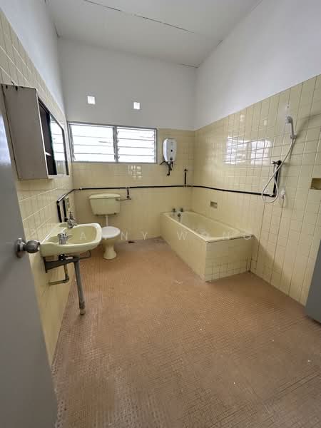 Bungalow for Sale in Ayer Itam (Penang) - Fanny Wong - PropertyGuru.com.my
