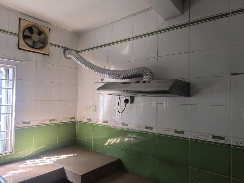 2-storey Terraced House for Rent in Bandar Bukit Tinggi (Klang) - Jessie Koh - Kitchen - PropertyGuru.com.my