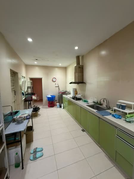 Cluster House for Sale in Kempas (Johor Bahru) - Shi Ting - Kitchen - PropertyGuru.com.my