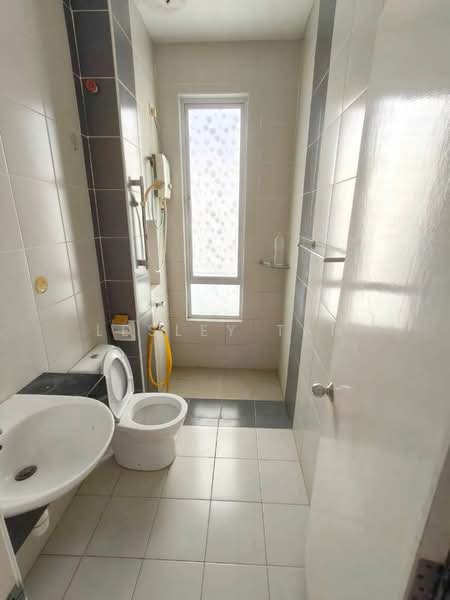 Nusa Duta untuk Untuk Dijual - RM 1,000,000, Feb 2026 - Bathroom - PropertyGuru.com.my