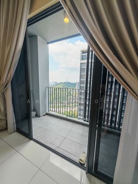 Millerz Square untuk Untuk Disewa - RM 2,600 /bulan, Mac 2026 - Balcony - PropertyGuru.com.my