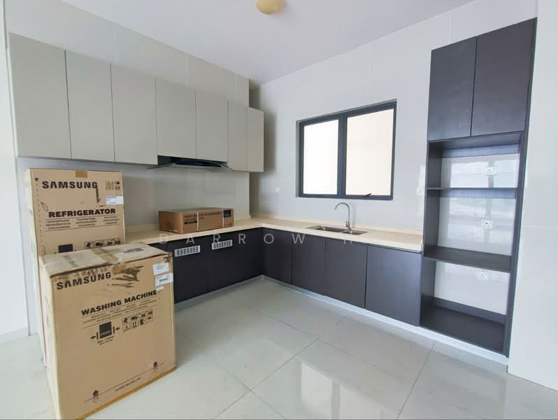 Kings Bay @ Country Garden Danga Bay untuk Untuk Dijual - RM 850,000, Feb 2026 - Kitchen - PropertyGuru.com.my