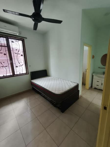 Cluster House for Rent in Taman Austin Heights (Tebrau) - Lui Lui - Bedroom - PropertyGuru.com.my