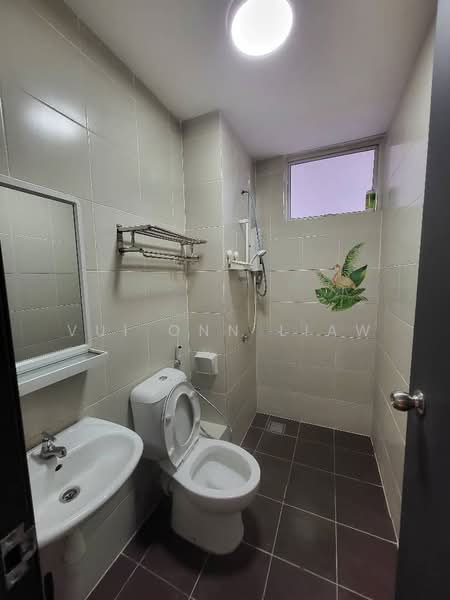 Condominium for Rent at Ashton Tower - Vui Onn Liaw - Bathroom - PropertyGuru.com.my