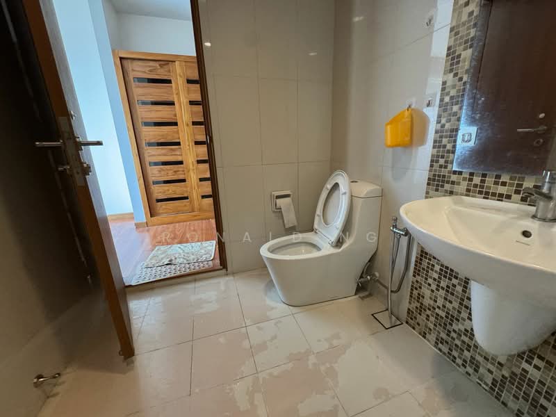 Central Park condominium untuk Untuk Disewa - RM 3,500 /bulan, Feb 2026 - Bathroom - PropertyGuru.com.my