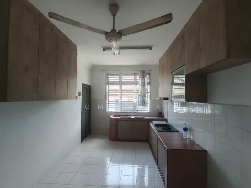 Taman Universiti Tamans Universitis untuk Untuk Dijual - RM 530,000, Mac 2026 - Kitchen - PropertyGuru.com.my