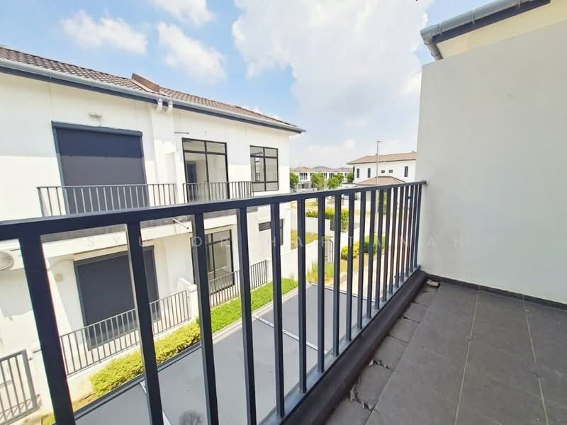 2-storey Terraced House for Sale in Puncak Alam (Selangor) - Syukor Hartanah - Exterior - PropertyGuru.com.my