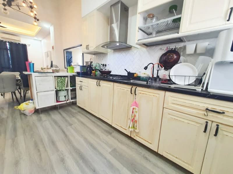 2-storey Terraced House for Sale in Puncak Alam (Selangor) - Syukor Hartanah - Kitchen - PropertyGuru.com.my