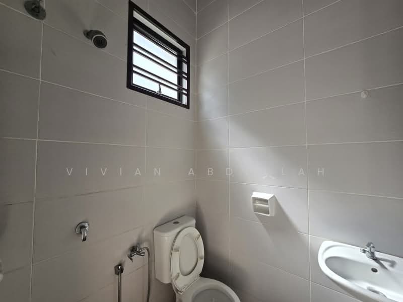 Cluster House for Rent in Bukit Indah (Iskandar Puteri (Nusajaya)) - Vivian Abdullah - Bathroom - PropertyGuru.com.my