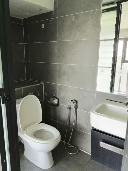 Empire Damansara untuk Untuk Disewa - RM 1,399 /bulan, Mac 2026 - Bathroom - PropertyGuru.com.my