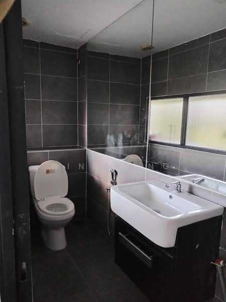 Empire Damansara untuk Untuk Disewa - RM 1,399 /bulan, Mac 2026 - Bathroom - PropertyGuru.com.my