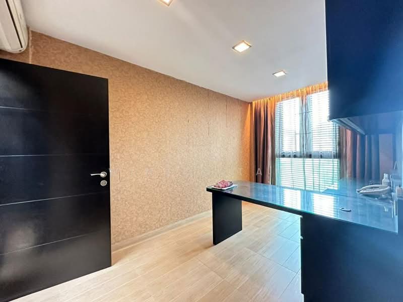 Semi-Detached House for Sale in Austin Perdana (Tebrau) - Winson Tan - Interior - PropertyGuru.com.my