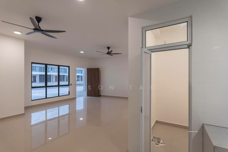 Townhouse for Rent in Eco Ardence (Setia Alam) - Jason Tan - Living Room - PropertyGuru.com.my