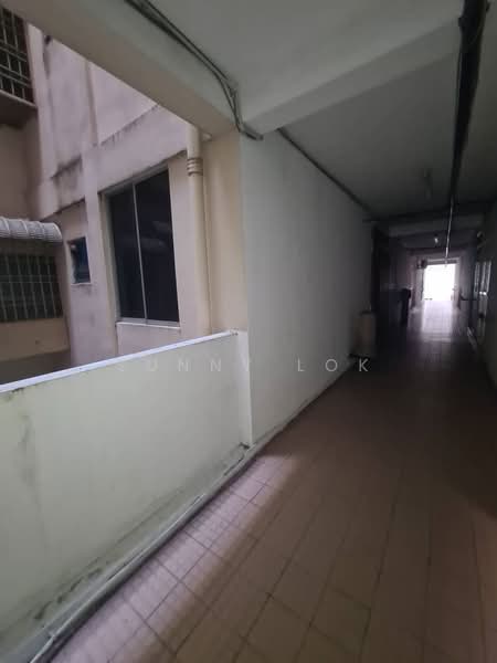 Vista Perdana Apartment untuk Untuk Dijual - RM 218,700, Feb 2026 - Corridor - PropertyGuru.com.my