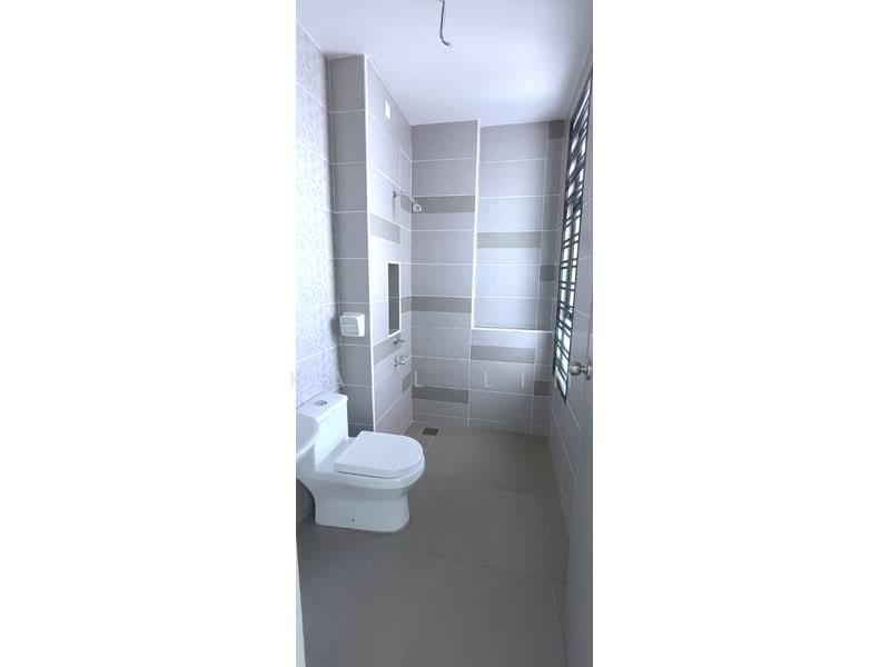 Taman Mutiara Rini untuk Untuk Dijual - RM 799,000, Feb 2026 - Bathroom - PropertyGuru.com.my