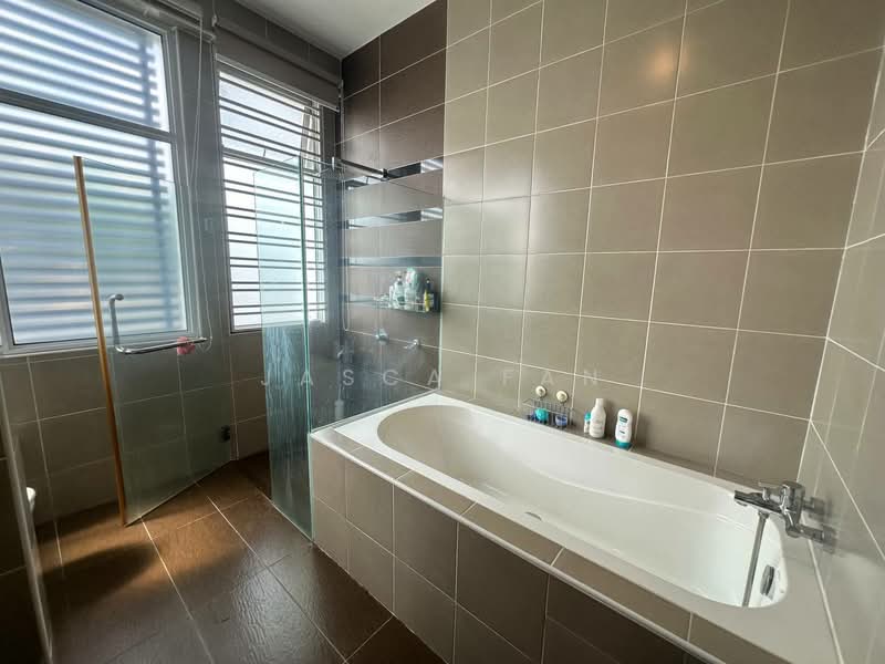 Impian Heights @ Taman Impian Emas untuk Untuk Dijual - RM 1,750,000, Feb 2026 - Bathroom - PropertyGuru.com.my