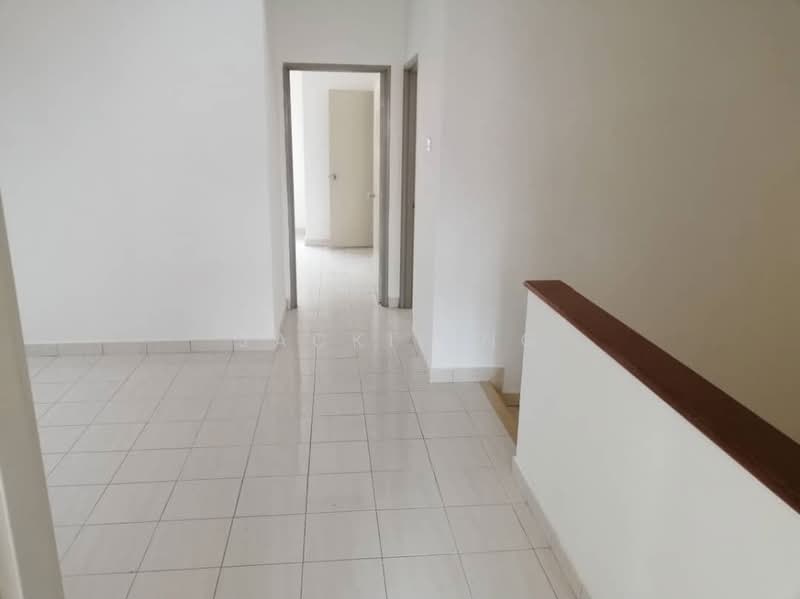 Rumah Teres untuk Dijual di Sungai Long (Bandar Sungai Long) - Jackie Ng - Family Area - PropertyGuru.com.my
