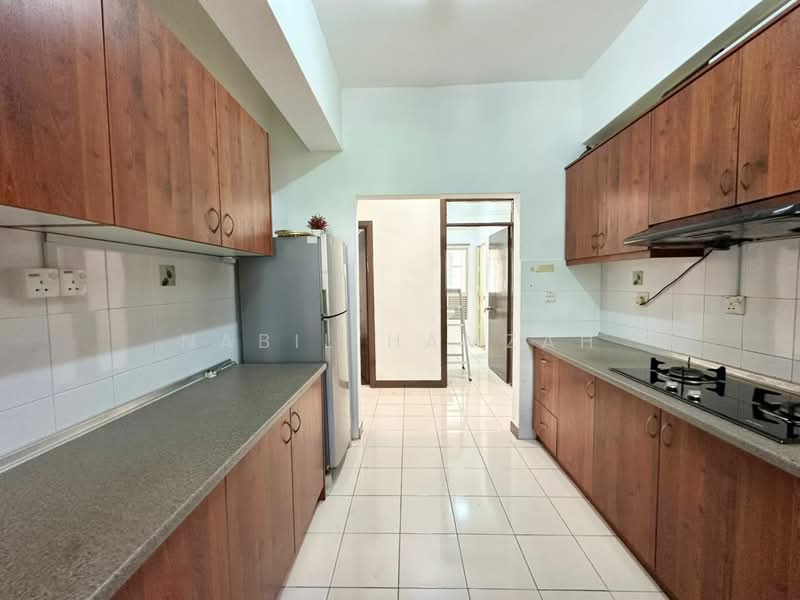 Seri Maya Condominium untuk Untuk Disewa - RM 2,500 /bulan, Feb 2026 - Kitchen - PropertyGuru.com.my