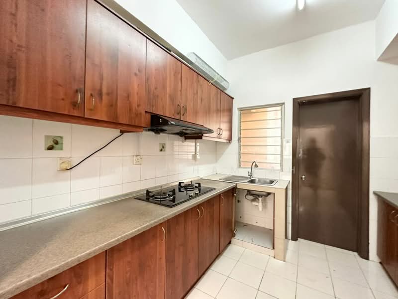 Seri Maya Condominium untuk Untuk Disewa - RM 2,500 /bulan, Feb 2026 - Kitchen - PropertyGuru.com.my