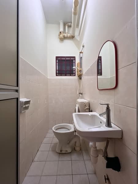 Apartment for Sale at Pandan Court - Hailey Leong - Bathroom - PropertyGuru.com.my