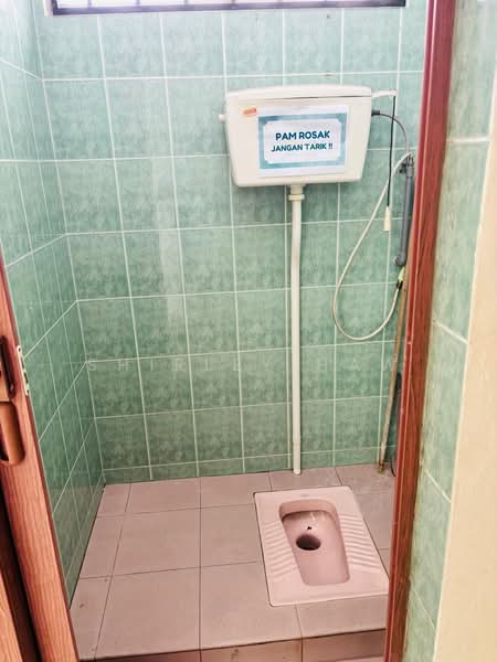 Shop / Office for Rent in Taman Molek (Johor Bahru) - Shirley Haw - PropertyGuru.com.my