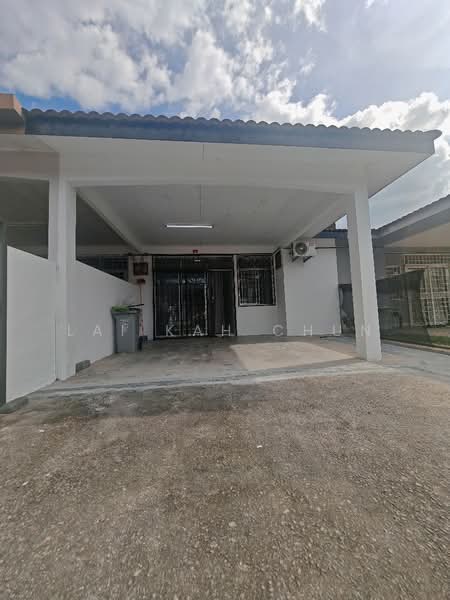 1-storey Terraced House for Rent in Seremban 2 (Negeri Sembilan) - Lai Kah Chun - Exterior - PropertyGuru.com.my