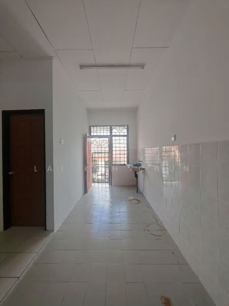 1-storey Terraced House for Rent in Seremban 2 (Negeri Sembilan) - Lai Kah Chun - Interior - PropertyGuru.com.my
