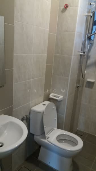 Sky Breeze Service Apartment untuk Untuk Dijual - RM 640,000, Mac 2026 - Bathroom - PropertyGuru.com.my