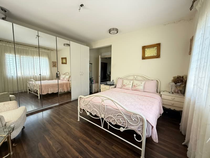 Kampung Tunku untuk Untuk Dijual - RM 5,500,000, Feb 2026 - Bedroom - PropertyGuru.com.my